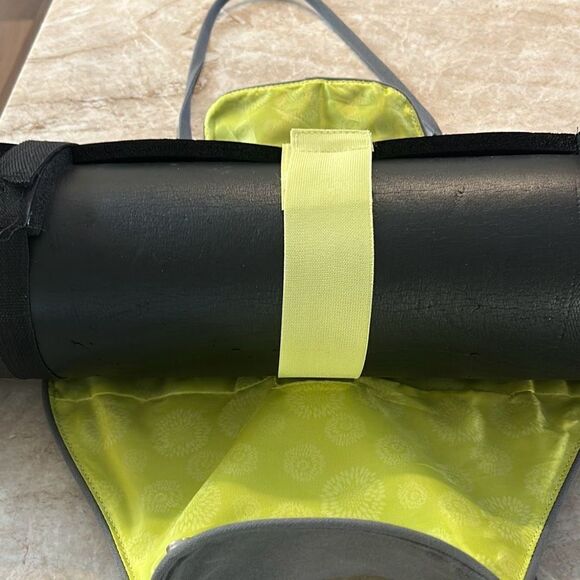 GAIAM Yoga Mat Carrier - Picture 3 of 7